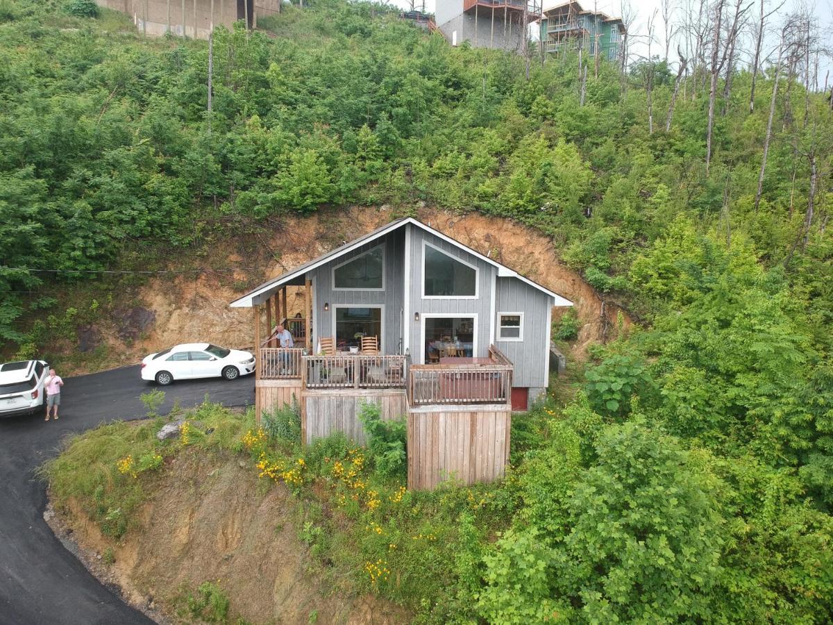 Love Nest Chalet Villa Gatlinburg Exterior photo